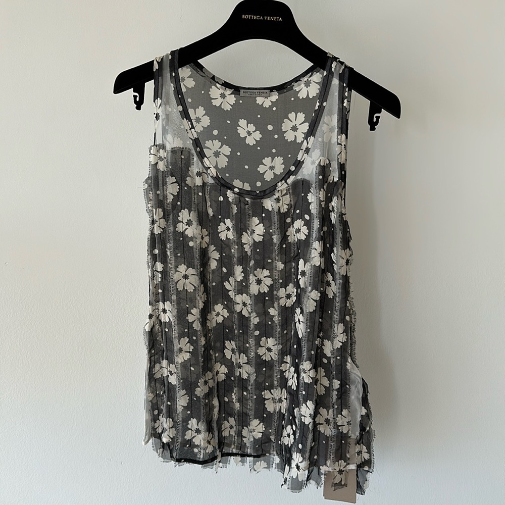 Bottega Veneta Black/Ivory Floral Sheer Sleeveless Too Size 38